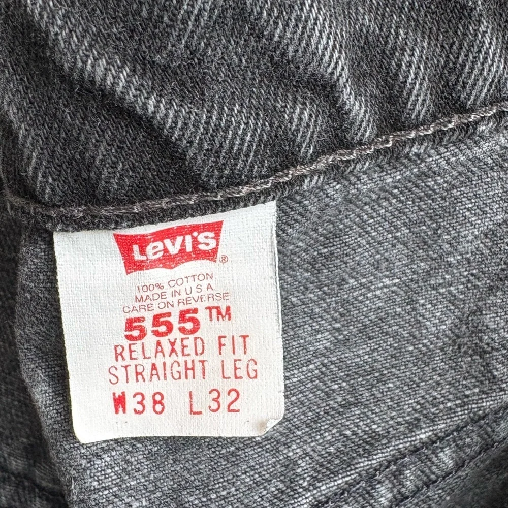 Vintage Levi’s 555 Relaxed Fit Straight Leg Jeans Black Denim Made in USA 38X32